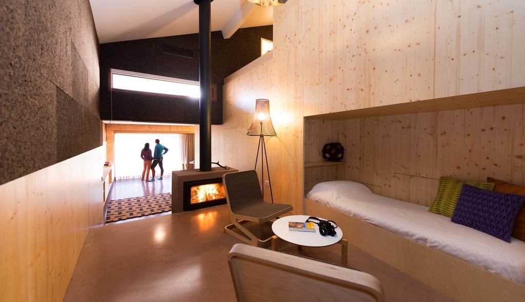 Vale Do Ninho Nature Houses Ferraria de Sao Joao Phòng bức ảnh